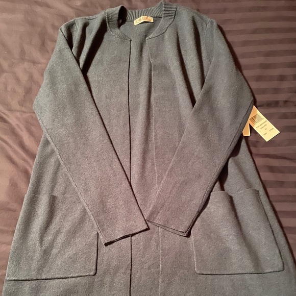 NWT Et Eais Women’s Blue three quarter cardigan - Picture 1 of 3